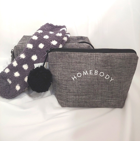 Homebody Pouch & Socks Gift Set - Picture 2 of 6